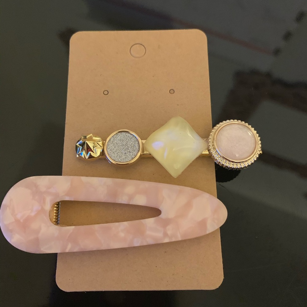 Hair clips - Picture 4 of 8